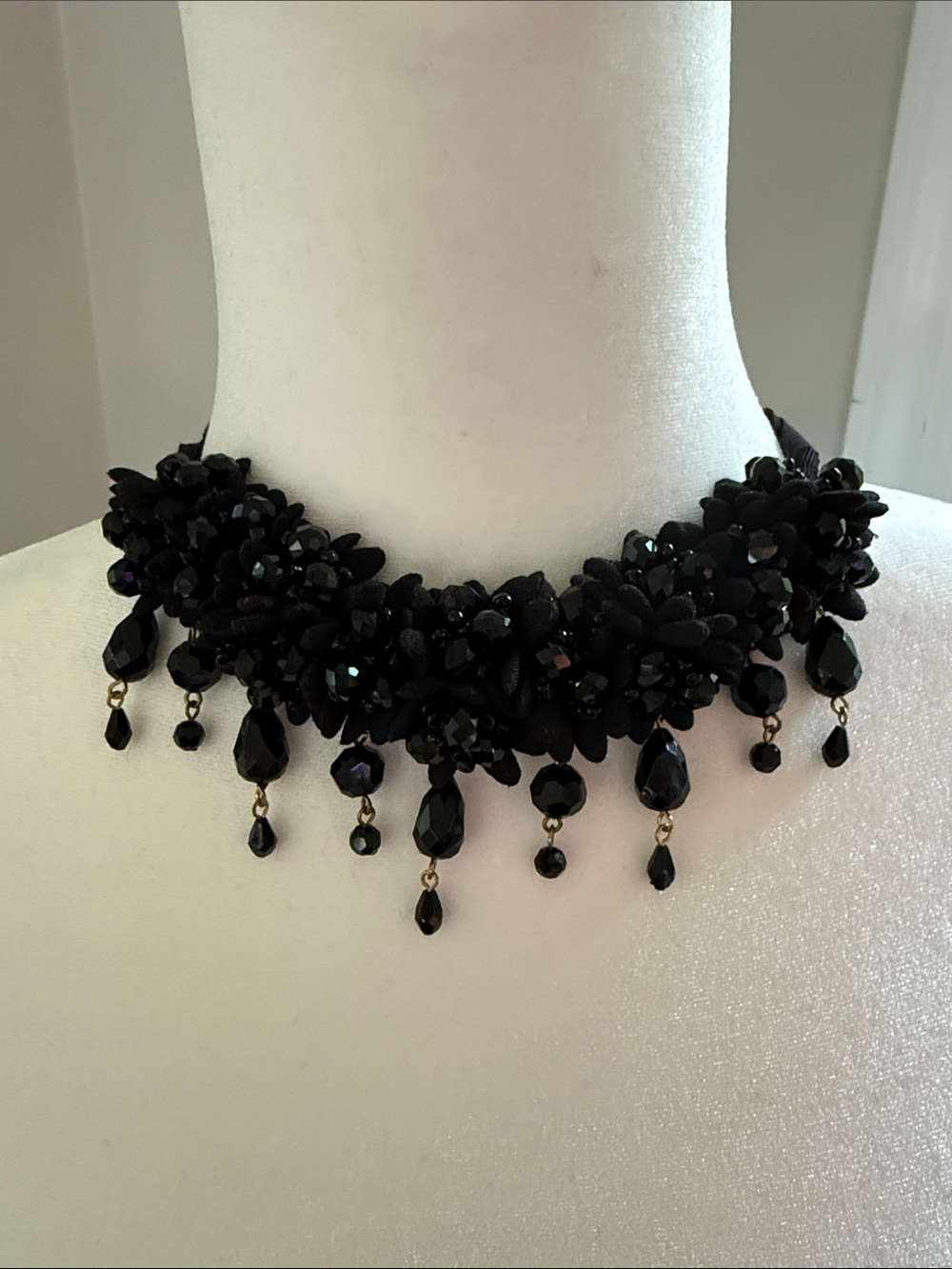ANN TAYLOR Black Jet Beaded Grosgrain Ribbon Choker Necklace